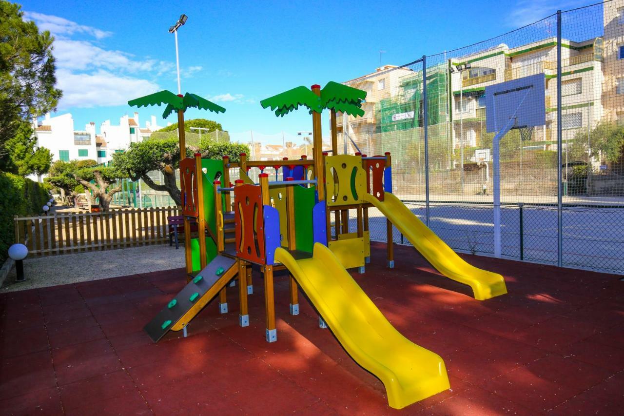 Galera Planet Costa Dorada Villa Cambrils Exterior photo