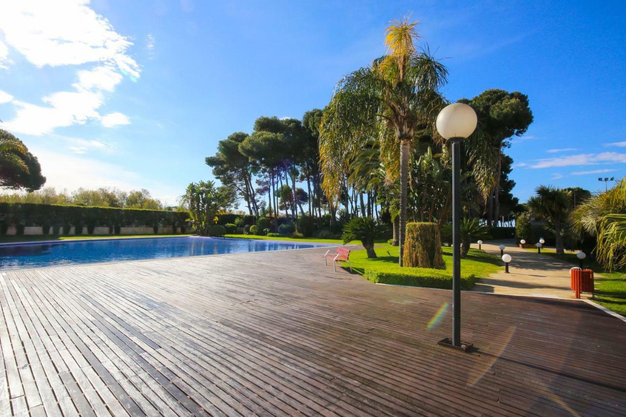 Galera Planet Costa Dorada Villa Cambrils Exterior photo